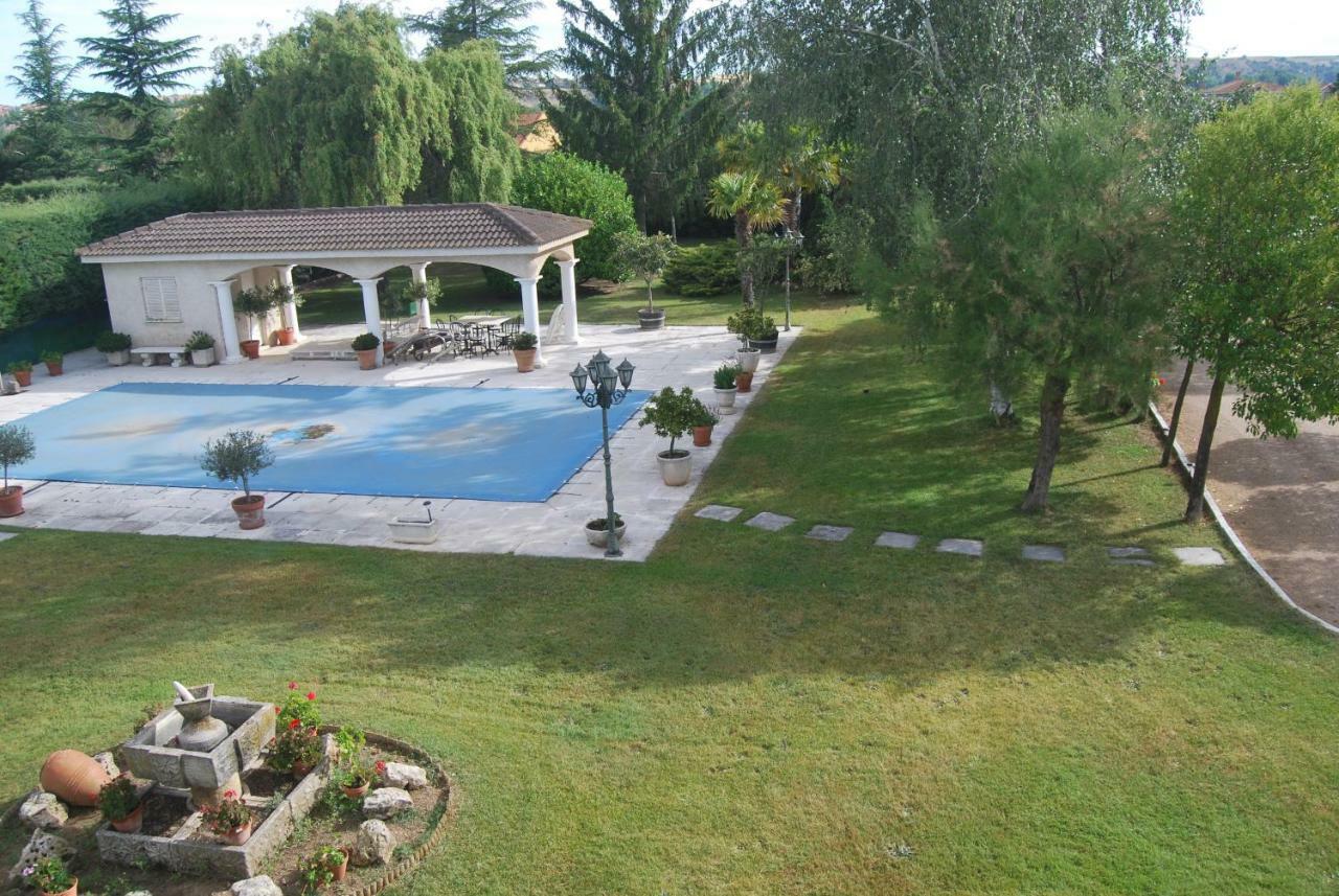 Villa El Campillo à Pelabravo Extérieur photo